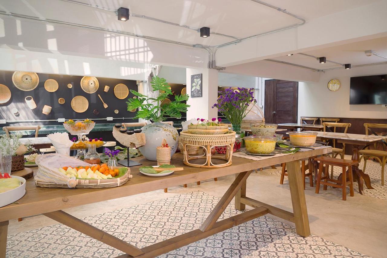 Foodotel Bangkok Eksteriør bilde